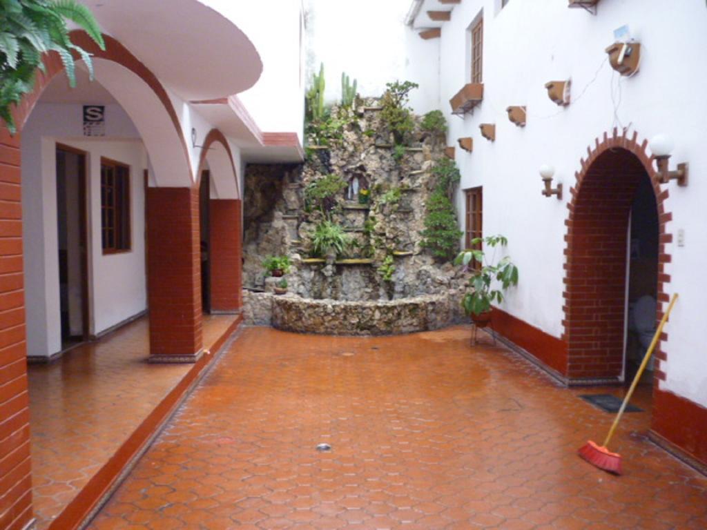 Hospedaje Casa Blanca ワラス エクステリア 写真