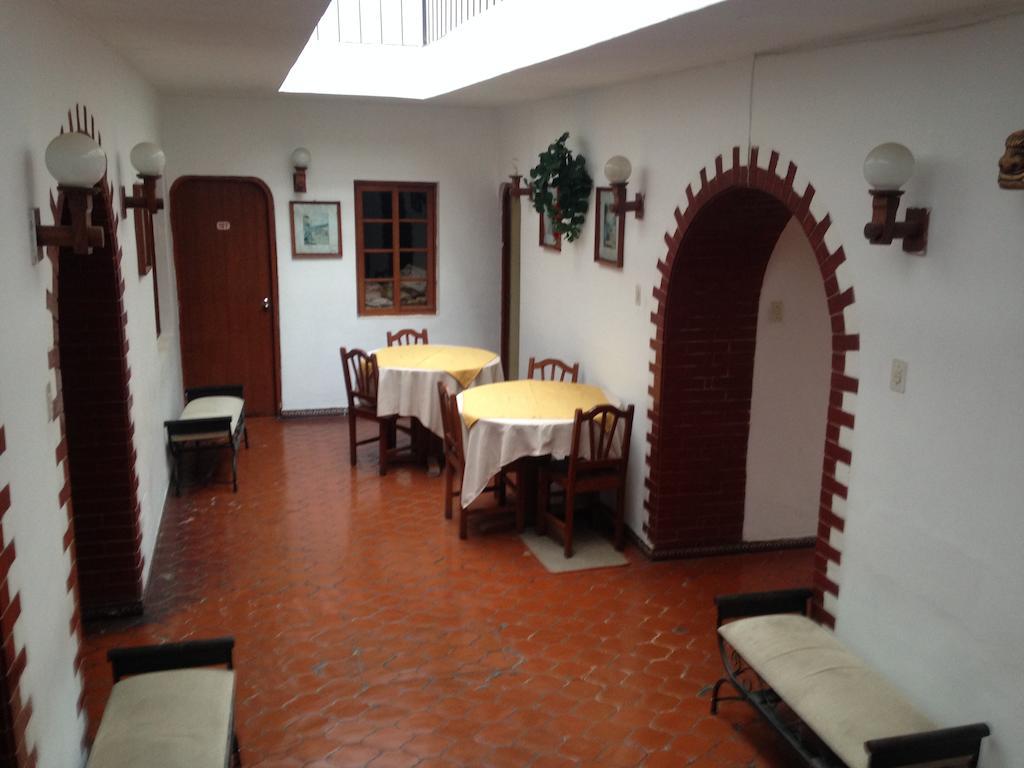 Hospedaje Casa Blanca ワラス エクステリア 写真